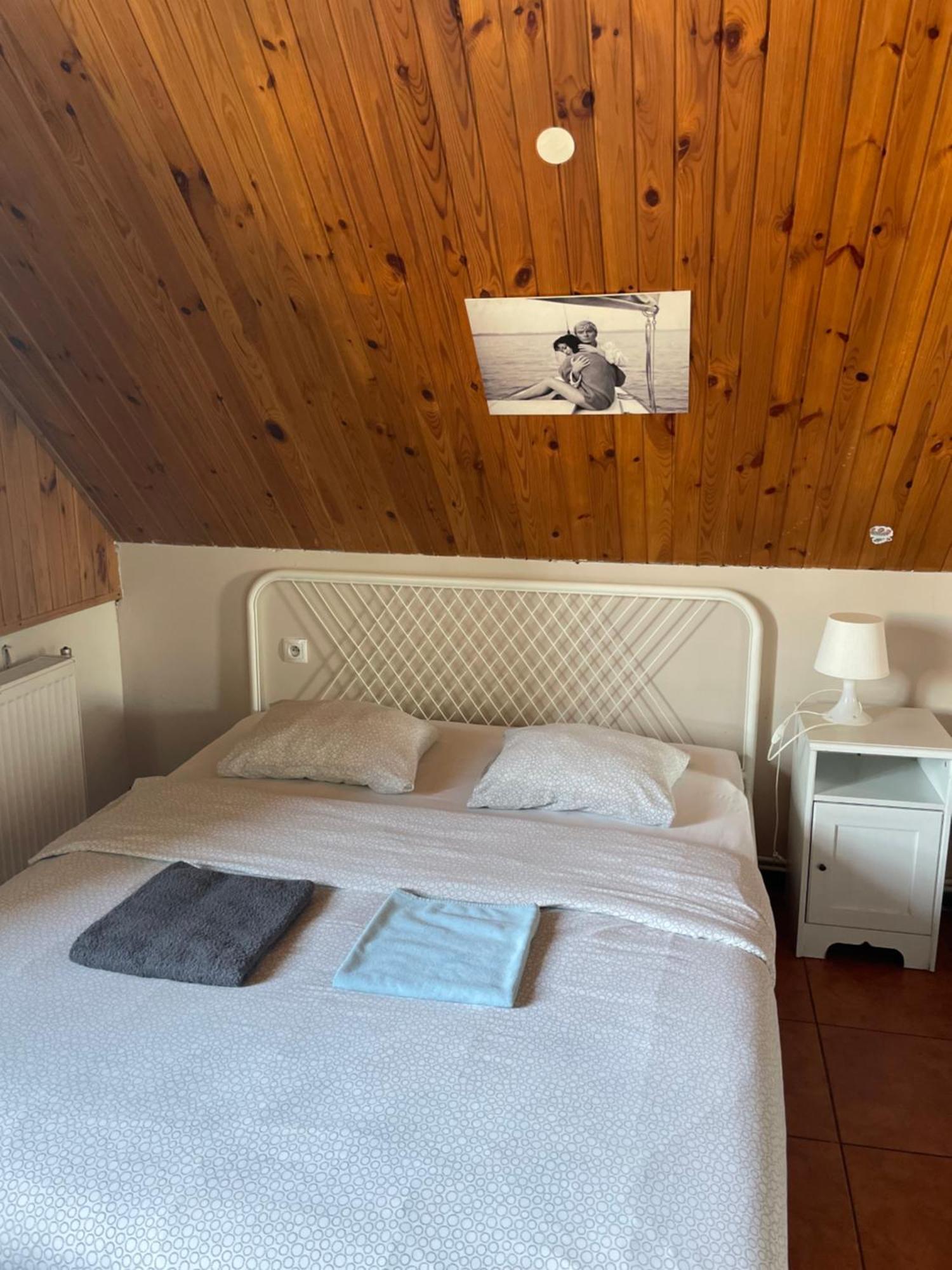 Kolysanka Private Rooms In Old Town Poznan Exterior foto