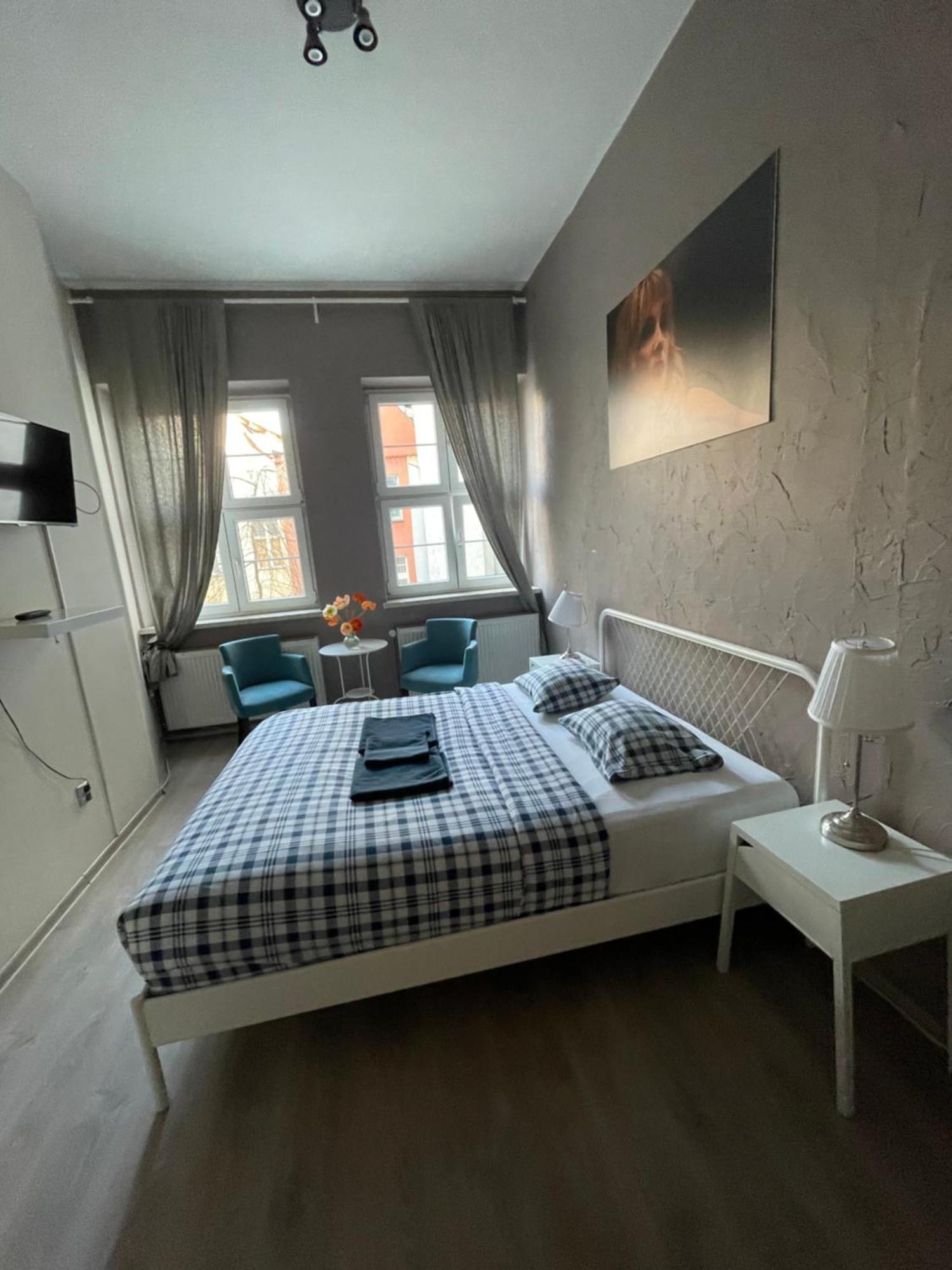 Kolysanka Private Rooms In Old Town Poznan Exterior foto